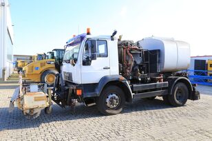 شاحنة تزفيت الطرق BREINING UB 30 * 4x4 *