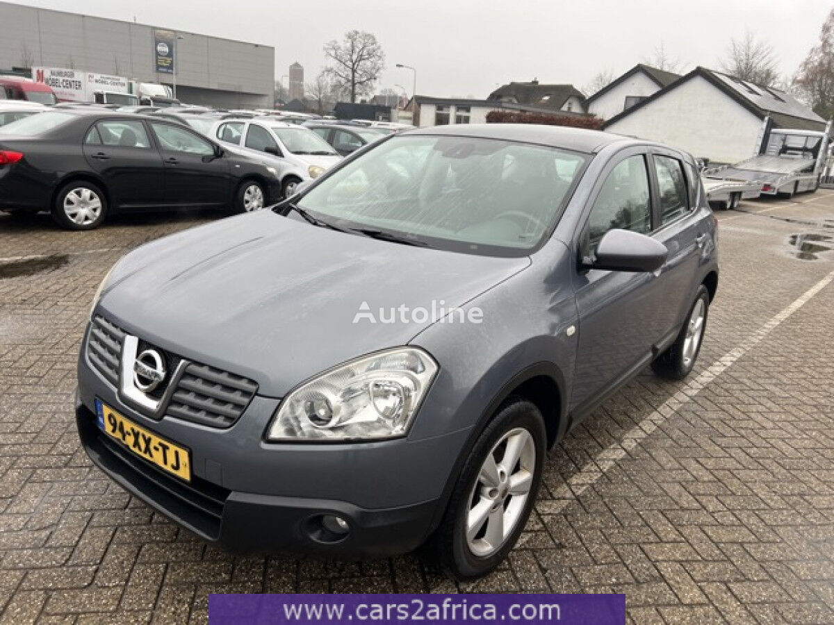 سيارة كروس أوفر Nissan Qashqai 2.0