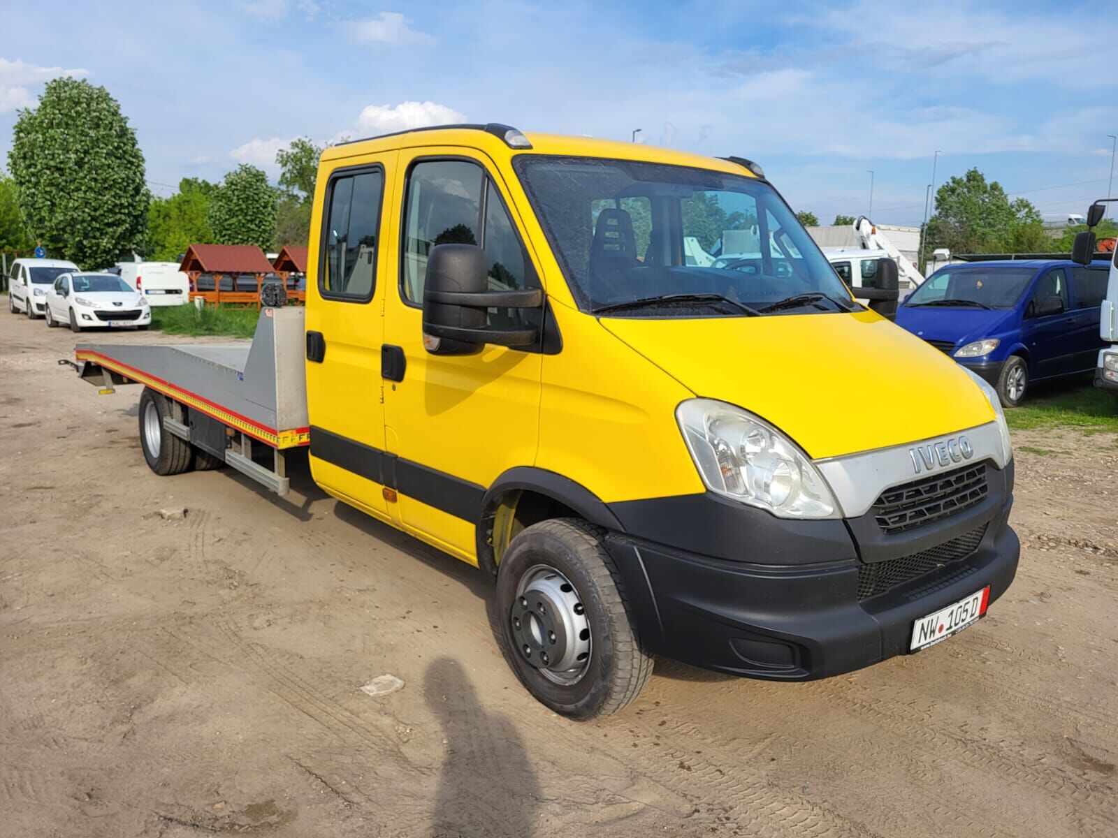 شاحنة نقل السيارات IVECO Daily 65 C 17 DOKA Trailer - Autószállító