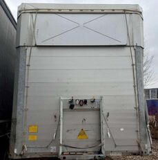نصف مقطورة ستائر منزلقة Schmitz Cargobull SCS24 Standart Curtainsider Varios بعد وقوع الحادث