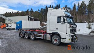 شاحنة ذات الخطاف Volvo FH 8X4