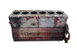 مجموعة الأسطوانات Renault ENGINE BLOCK لـ السيارات القاطرة Renault MIDLINER S150