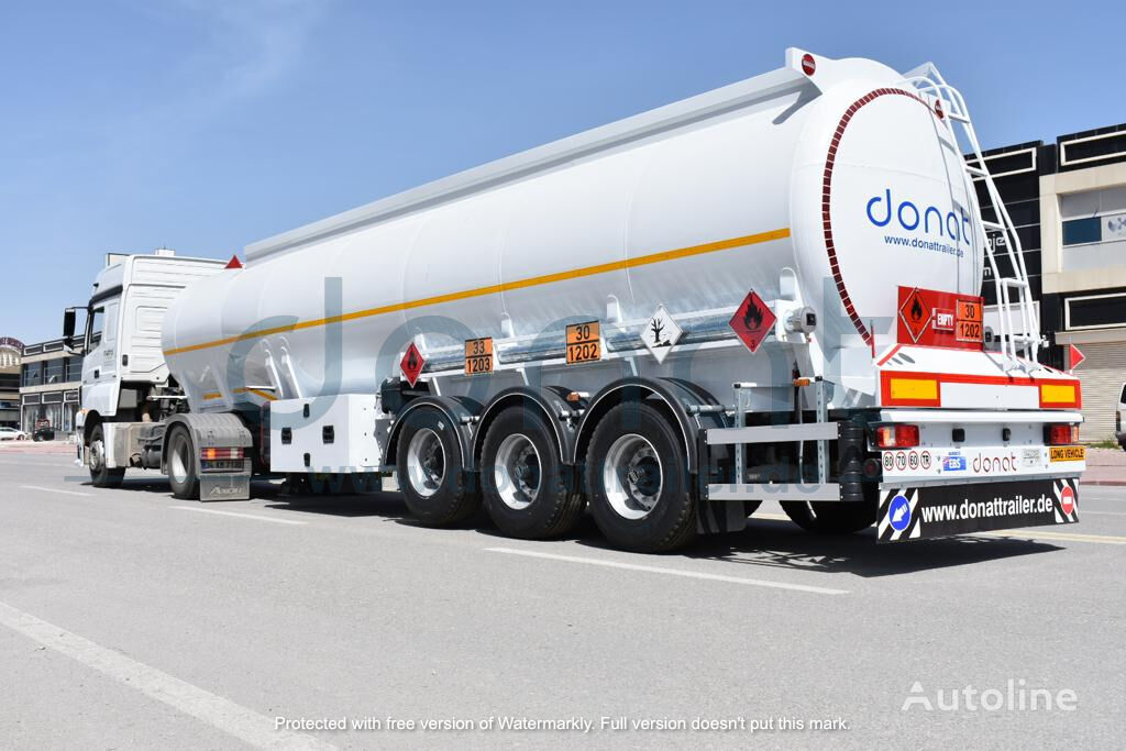 جديد عربة الصهريج لنقل الوقود ومواد التشحيم Donat Aluminum Fuel Tanker with Bottom Loading